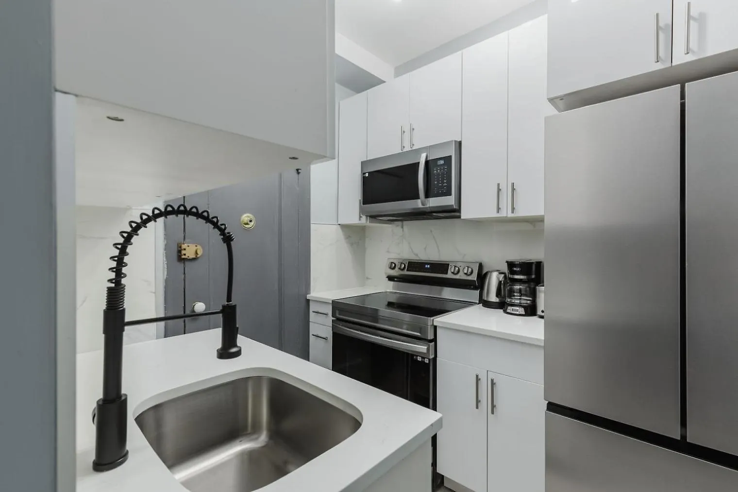 דירות ניו יורק Blueground Midtown W Elev Nr Times Sq Park Nyc-1492